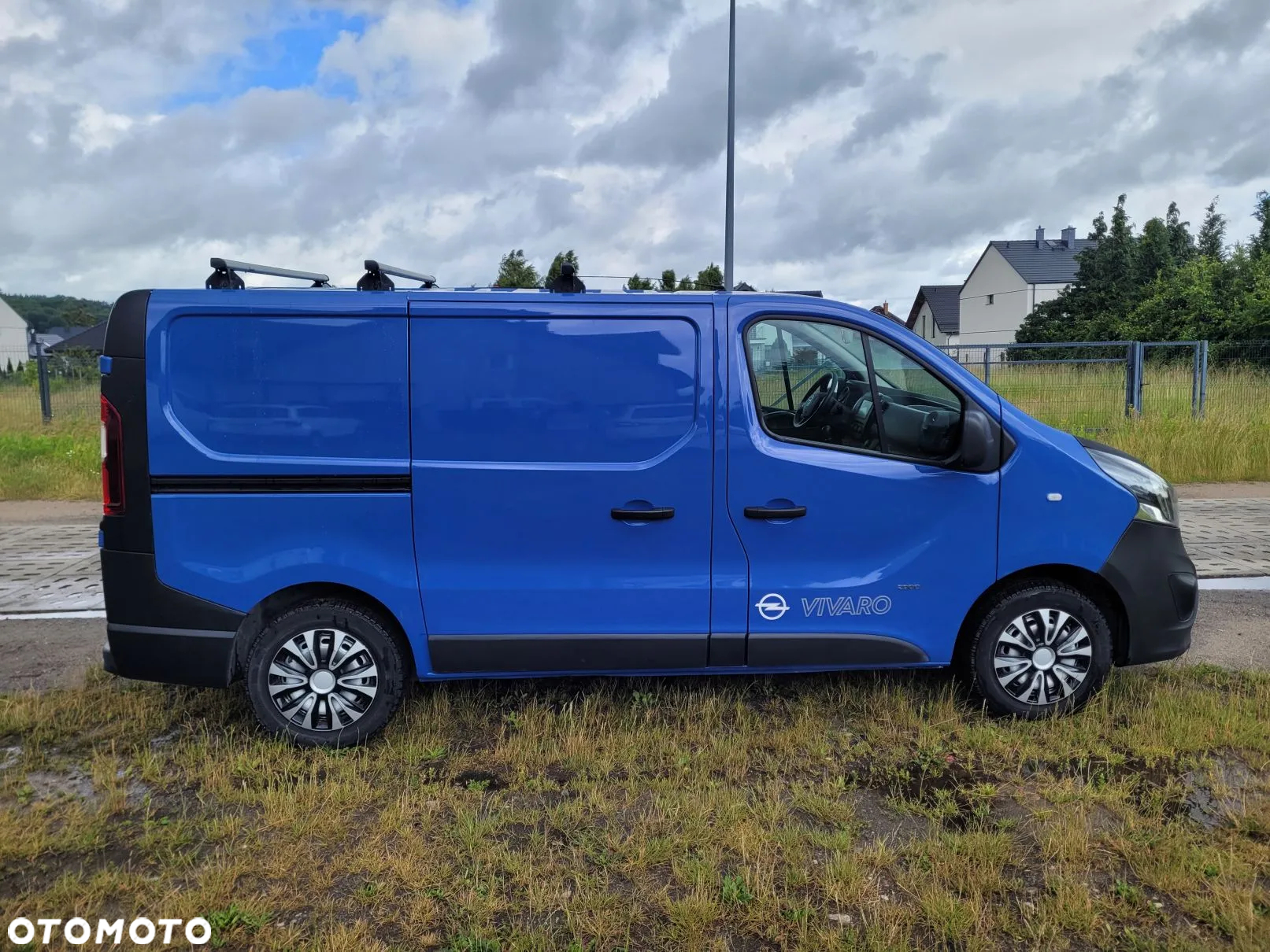 Opel Vivaro 3-osobowy Webasto Nawigacja super stan - 14