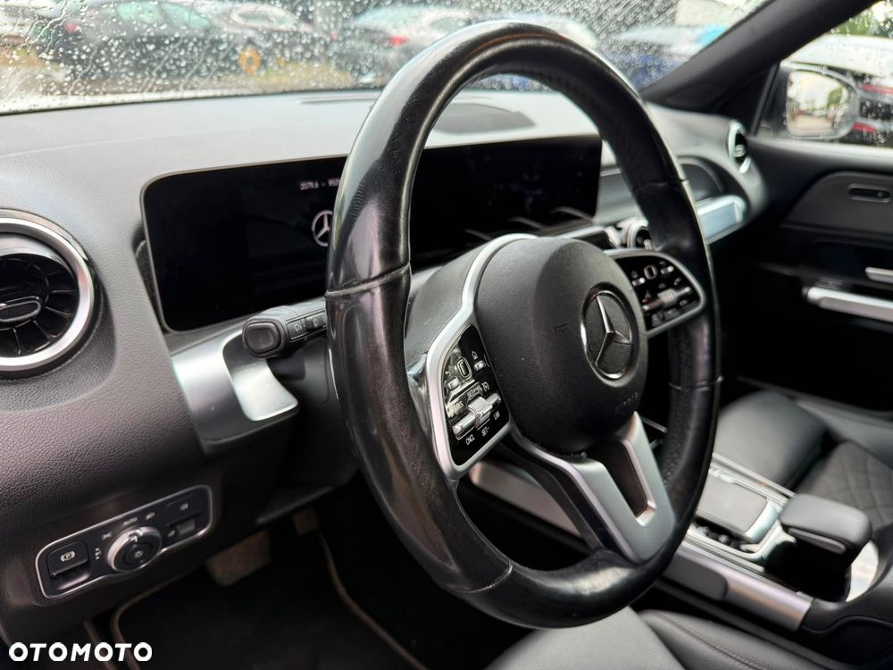 Mercedes-Benz GLB 180 7G-DCT - 13