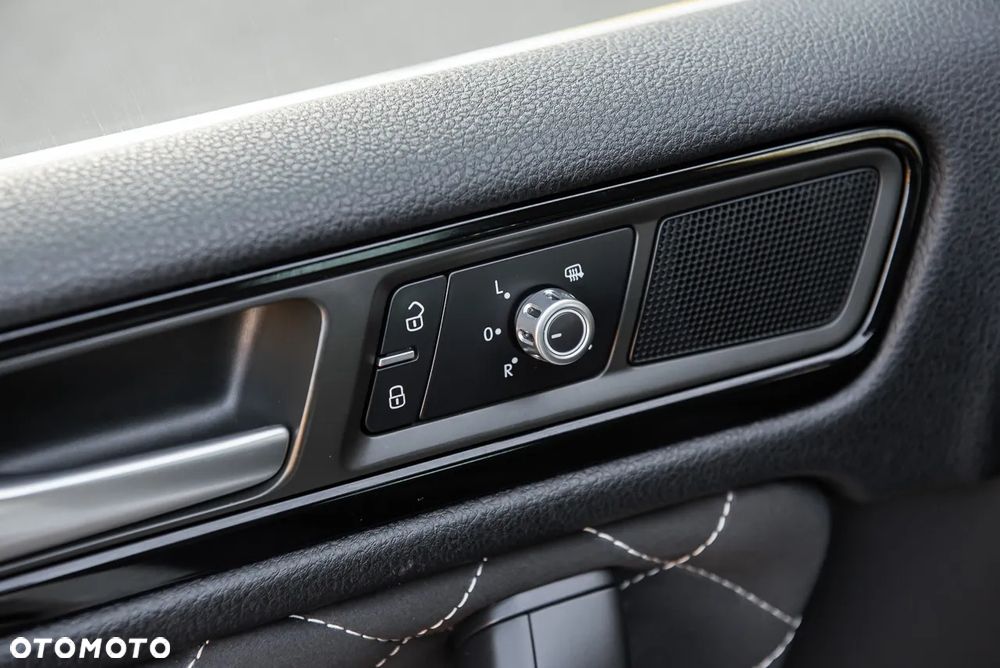 Volkswagen Touareg 3.0 V6 TDI SCR Blue Motion DPF Automatik Executive Edition - 16