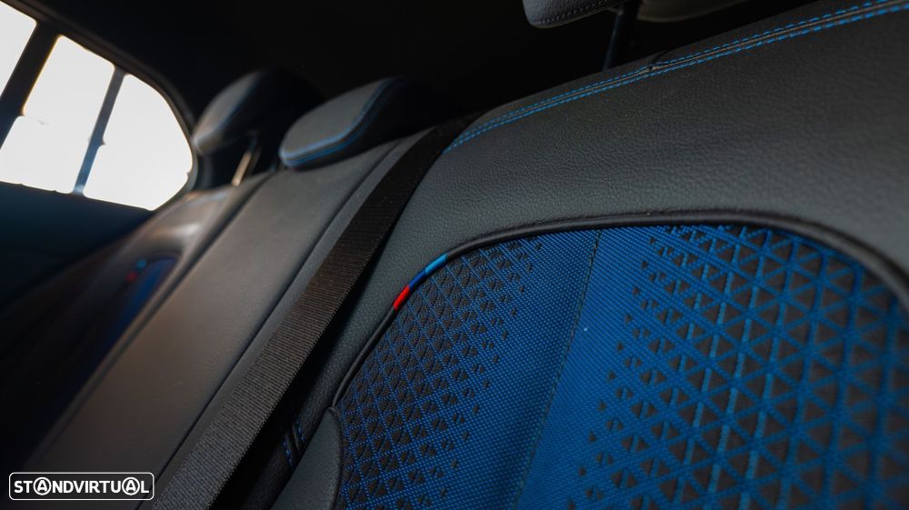 BMW 116 d Pack Desportivo M - 27