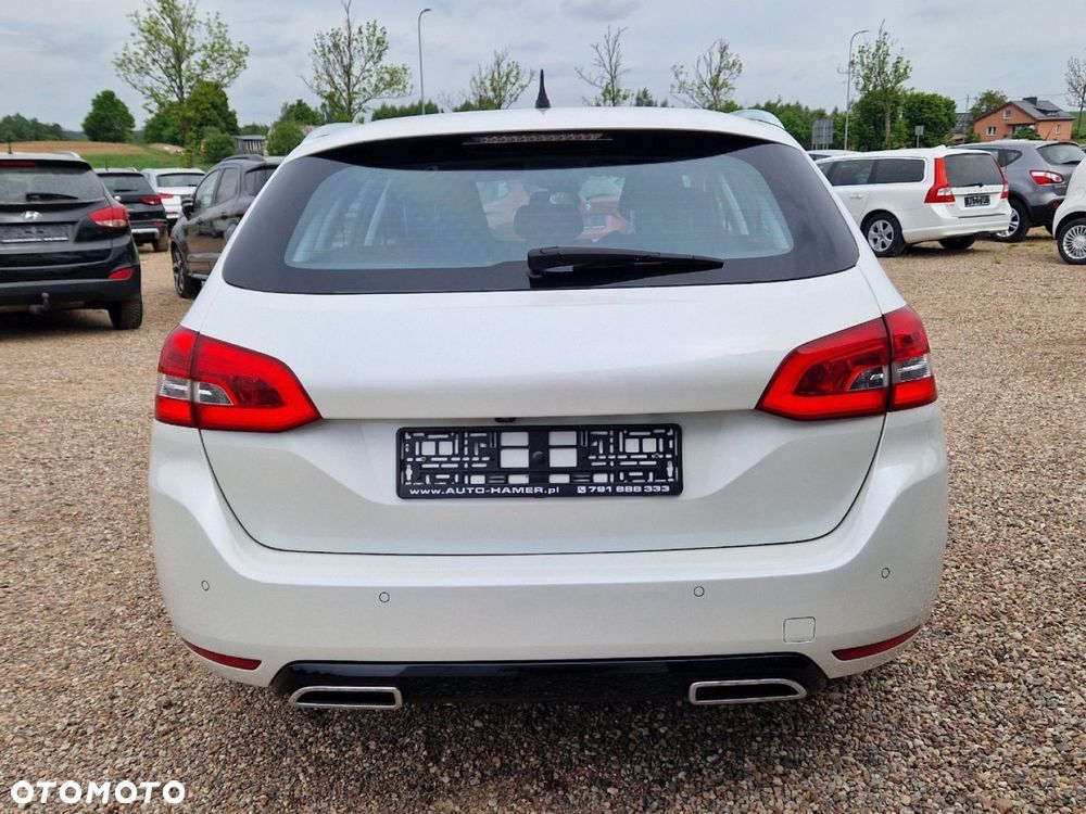 Peugeot 308 BlueHDi 120 Stop & Start Allure - 29