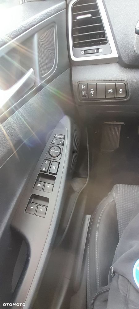 Hyundai Tucson blue 1.7 CRDi 2WD Passion - 31