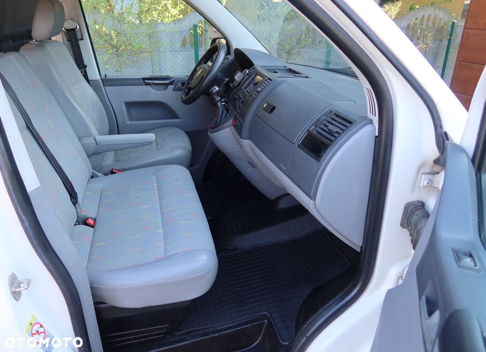 Volkswagen Transporter - 14