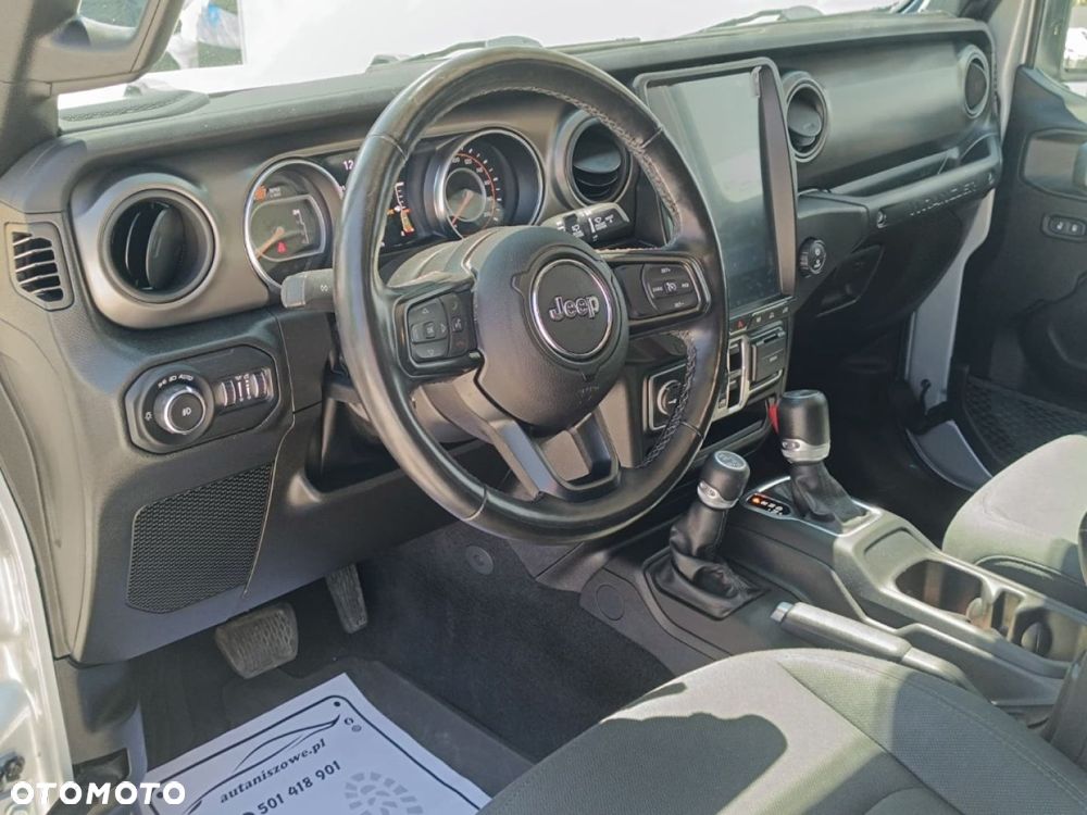 Jeep Wrangler - 7