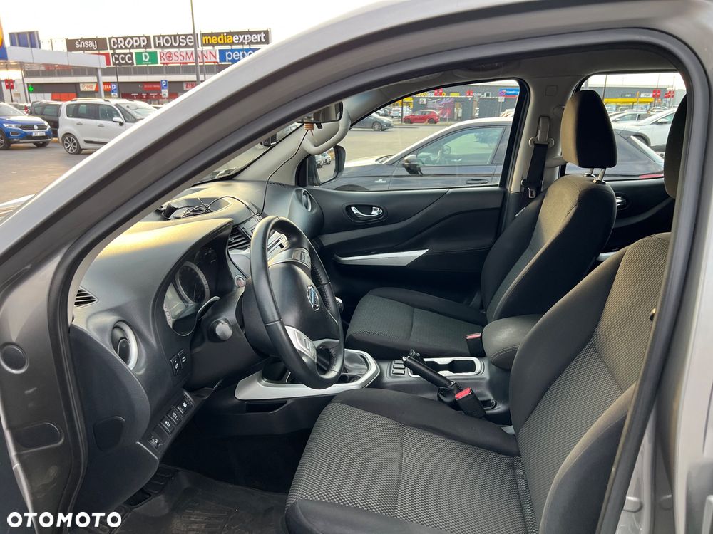 Nissan NP300 Pickup - 18