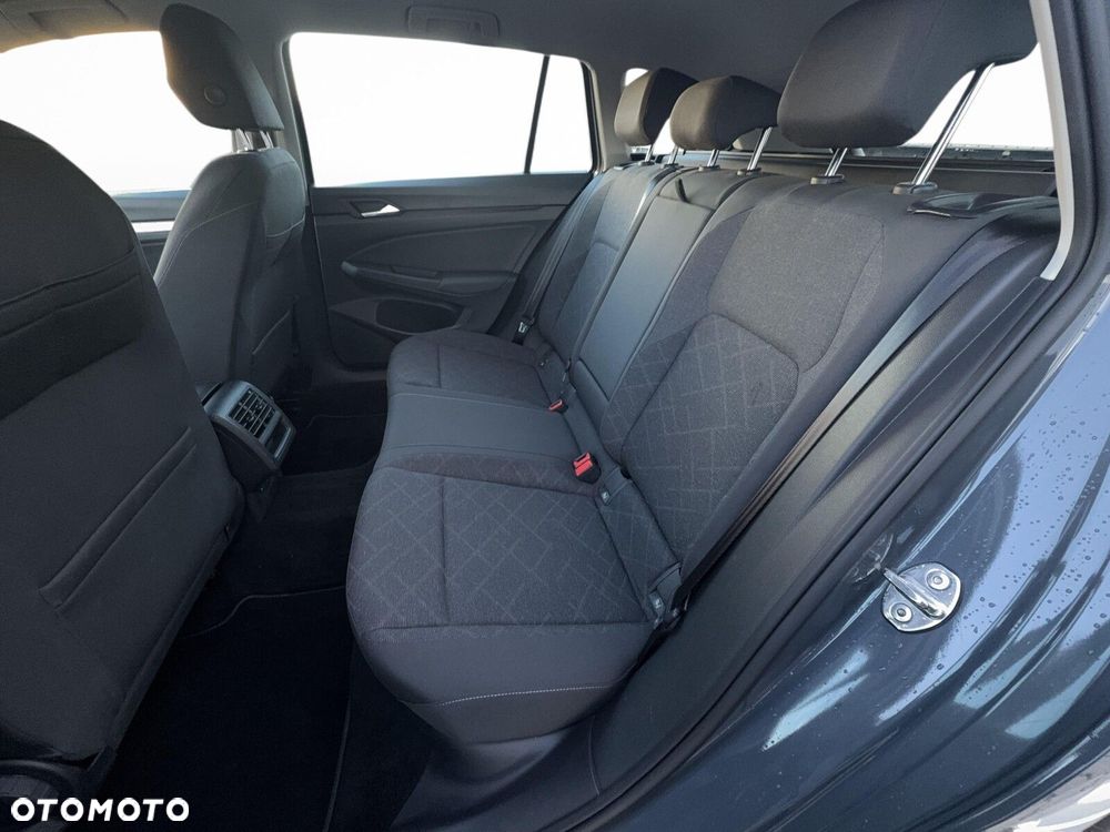 Volkswagen Golf Variant - 24