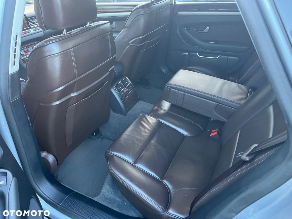 Audi A8 - 16
