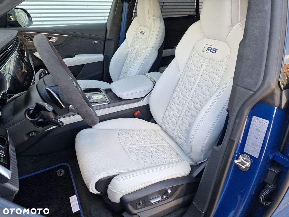 Audi RS Q8 - 20