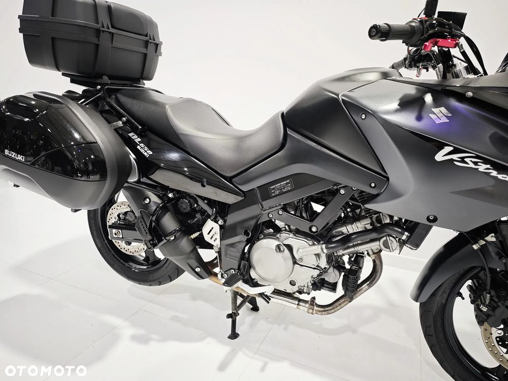Suzuki V-STROM - 8