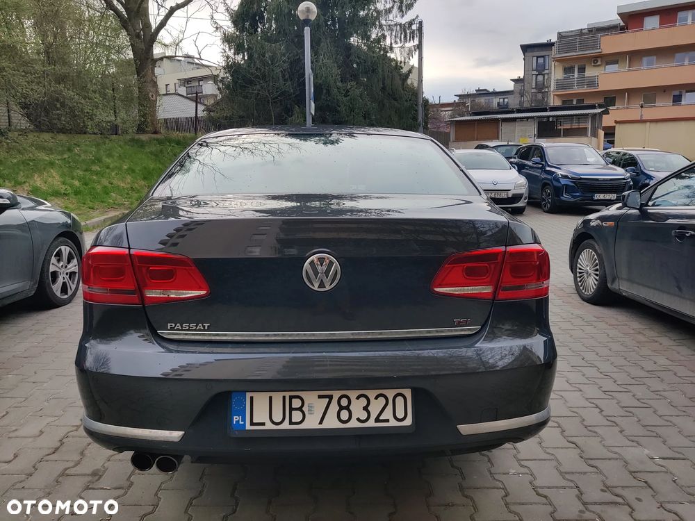 Volkswagen Passat 1.8 TSI Comfortline DSG - 11