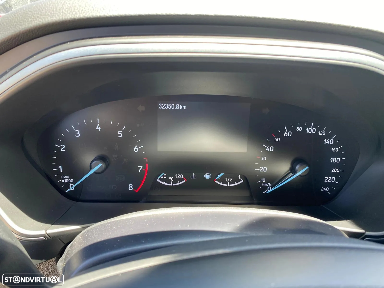 Ford Focus 1.0 EcoBoost MHEV ST-Line - 19