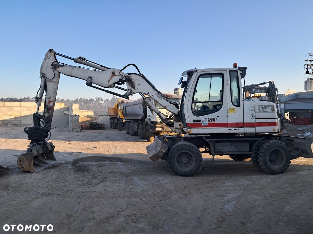 Liebherr A311 Litronic - 2