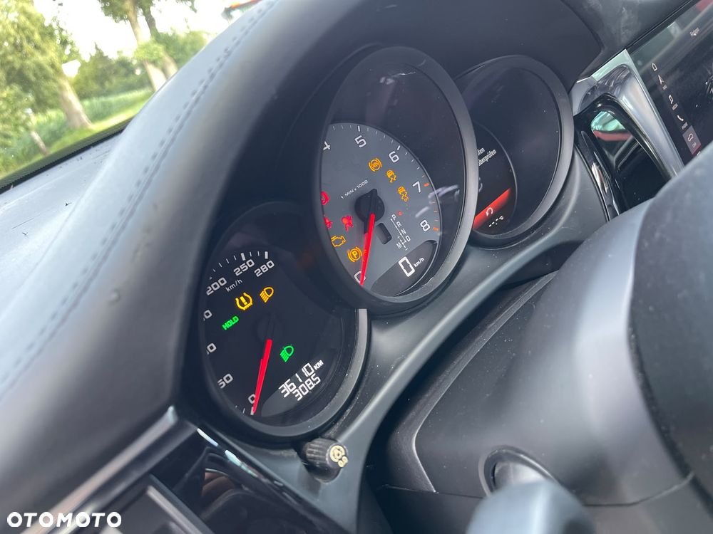 Porsche Macan S - 20
