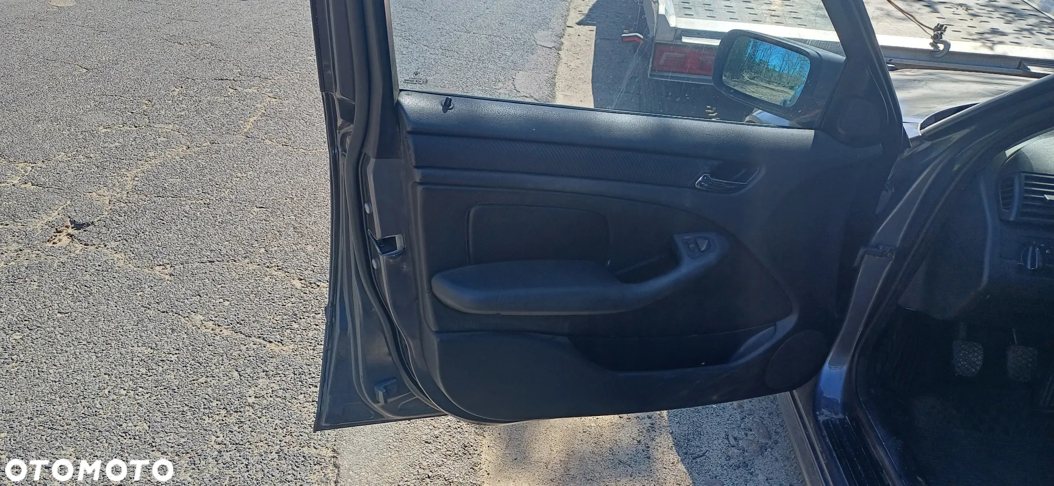BMW e46 SEDAN FOTELE SKÓRA ładne BOCZKI KANAPA SKŁADANA - 4