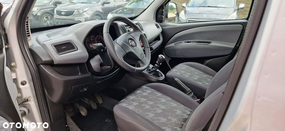 Opel Combo - 19