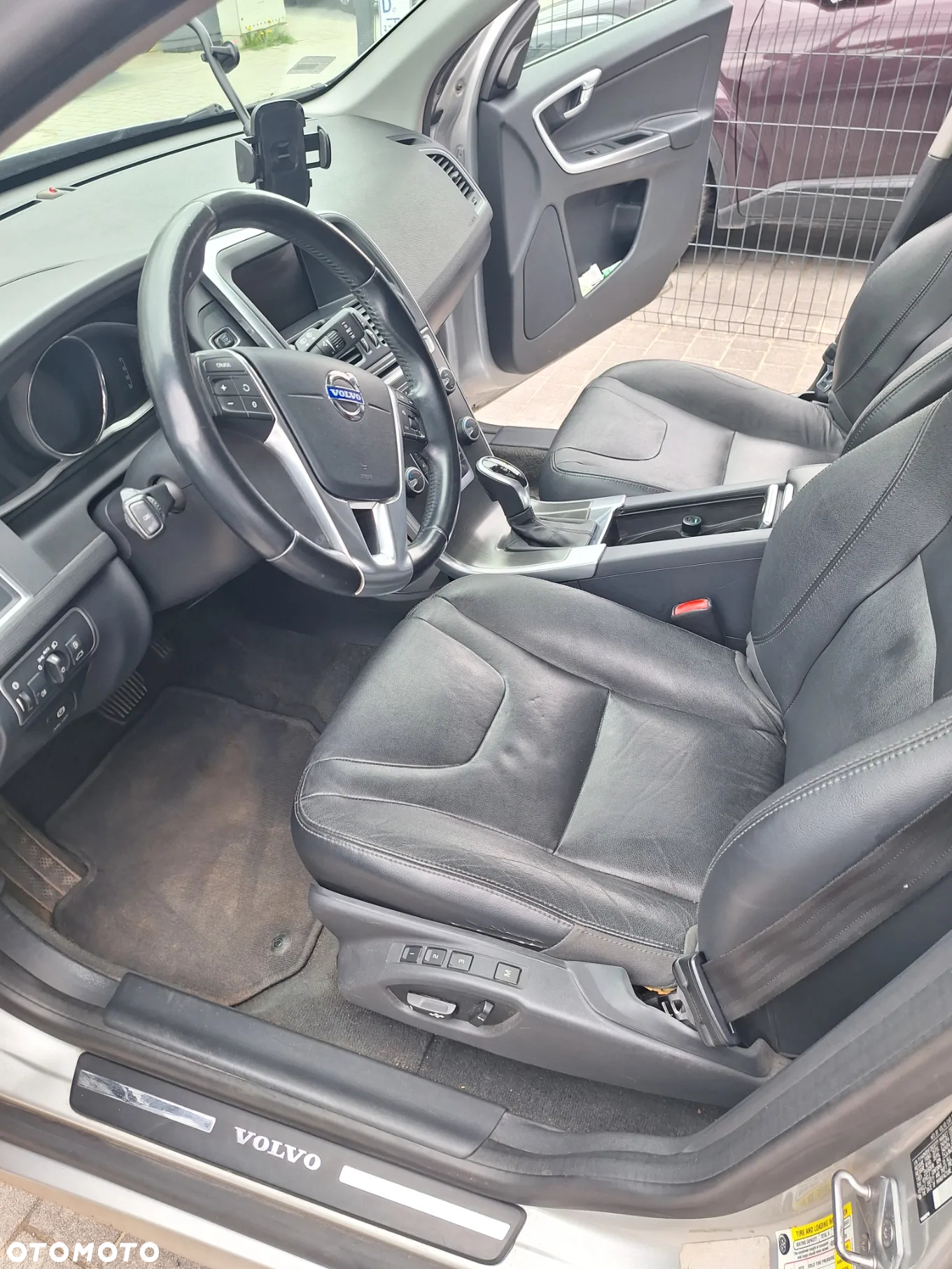 Volvo XC 60 T5 Momentum - 12