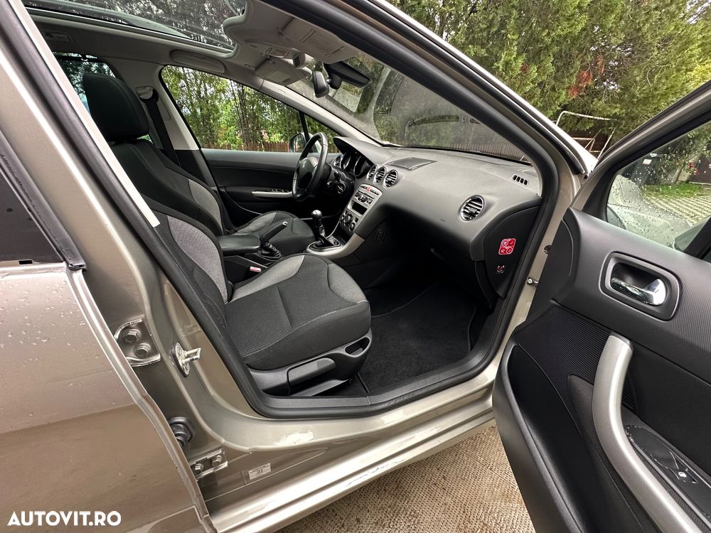 Peugeot 308 HDi FAP 92 Active - 11