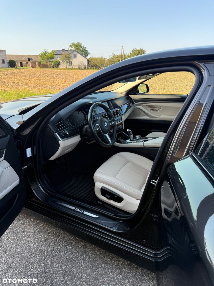 BMW Seria 5 518d Luxury Line - 18