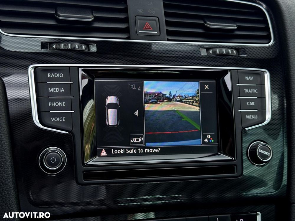Volkswagen Golf - 21