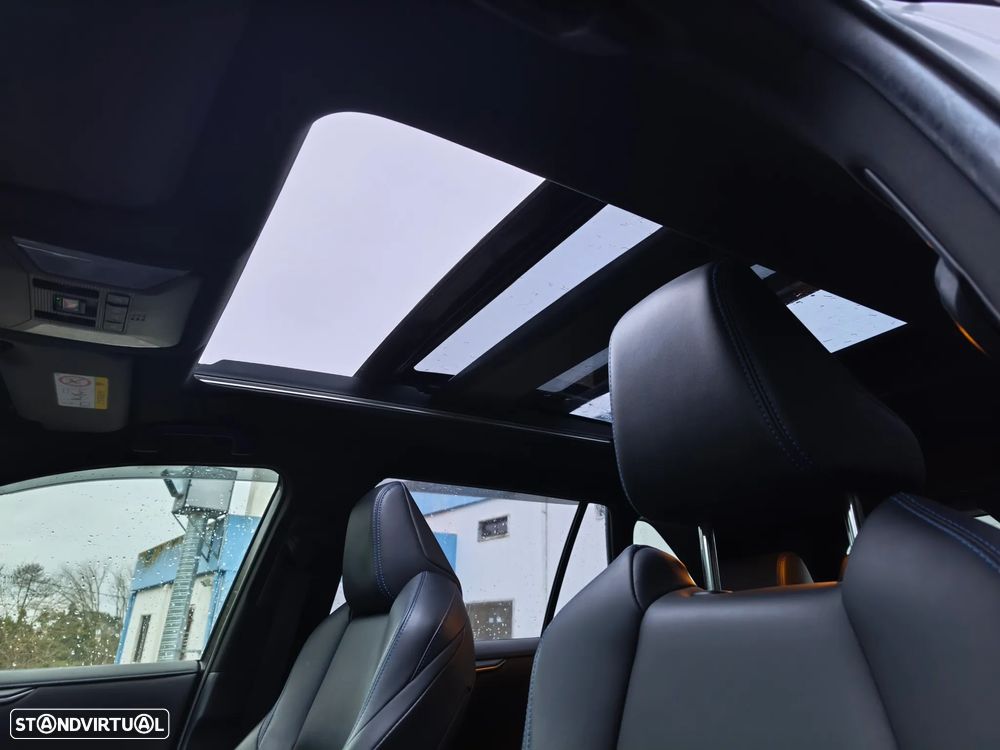 Toyota RAV4 2.5 HDF Lounge - 11