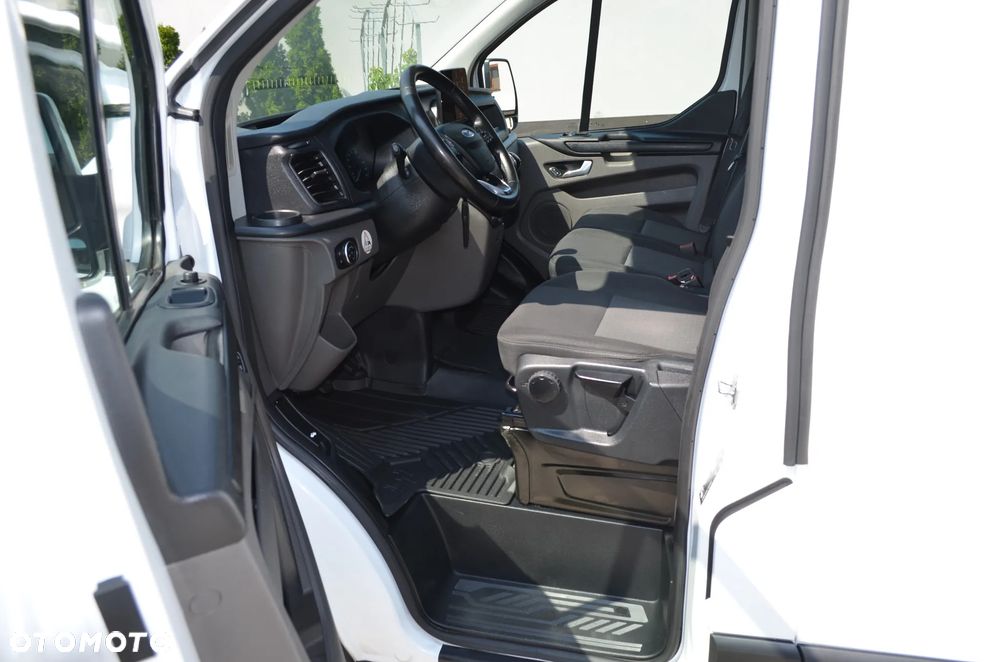Ford Transit Custom - 5
