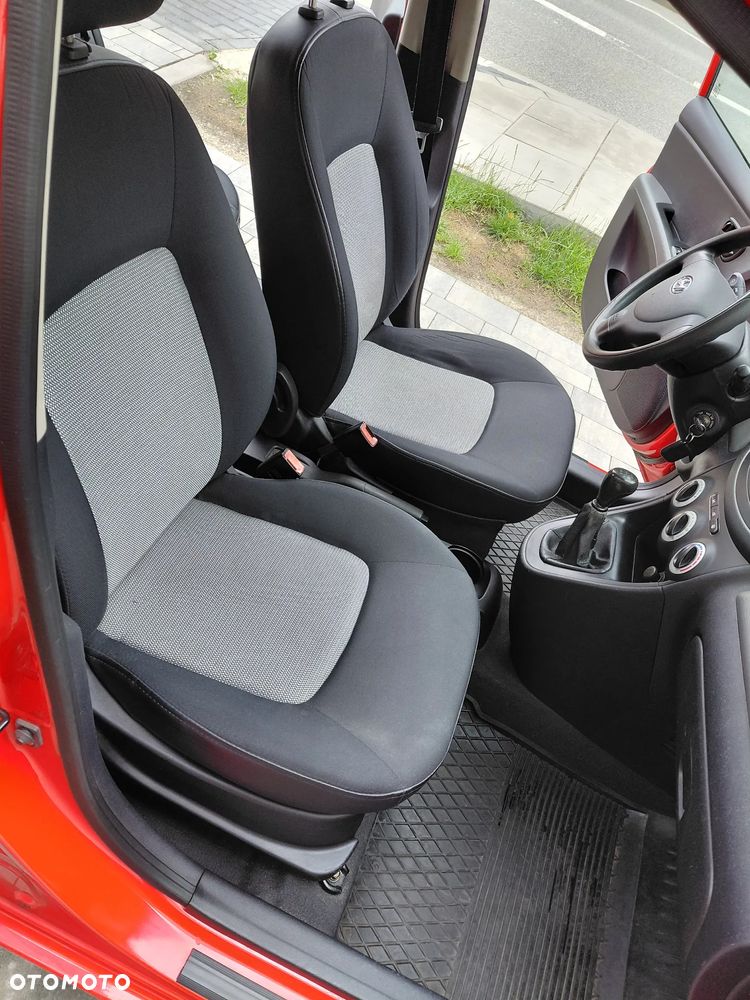 Hyundai i10 1.1 Comfort - 11