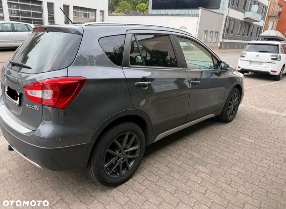 Suzuki SX4 S-Cross 1.4 T Premium - 2