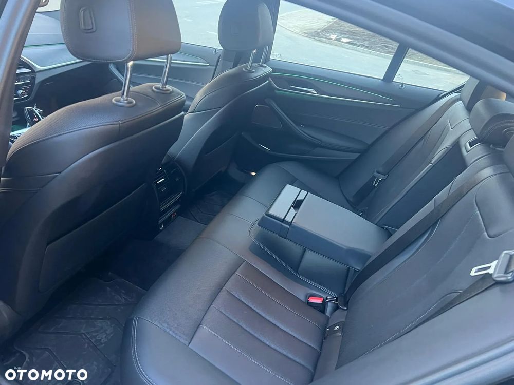 BMW Seria 5 - 10