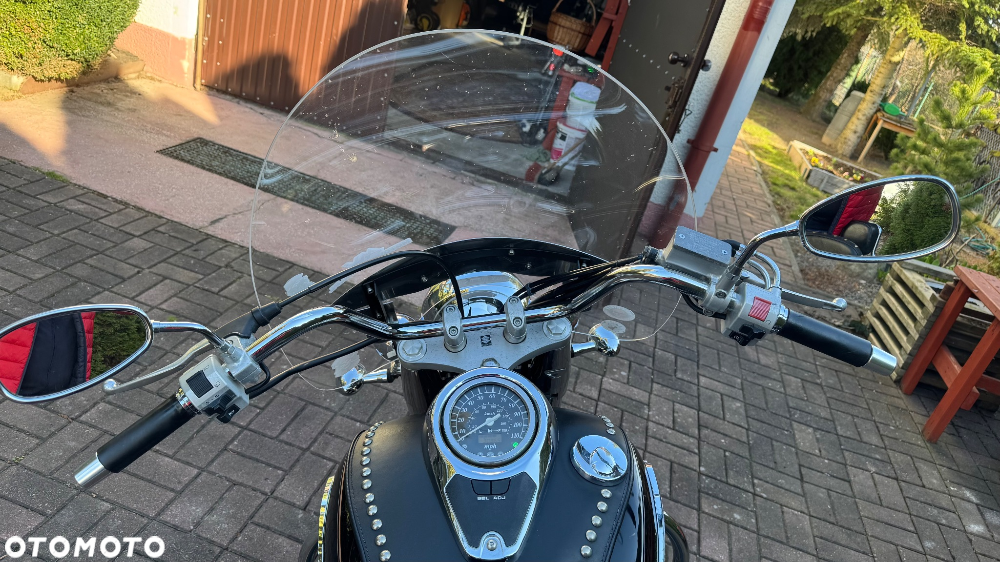 Suzuki VL 800 Volusia - 8