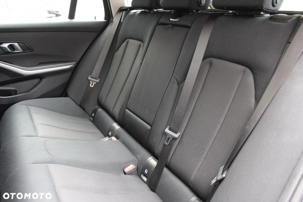 BMW Seria 3 - 9