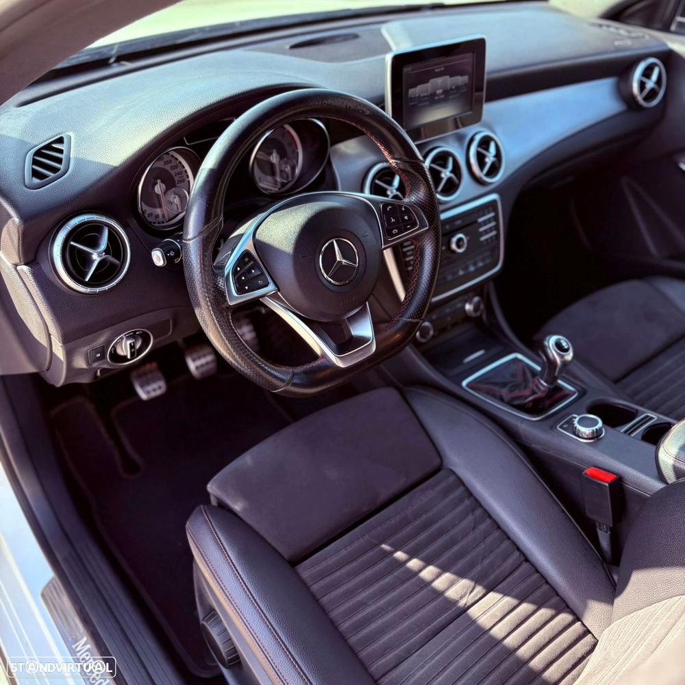 Mercedes-Benz CLA 180 - 28