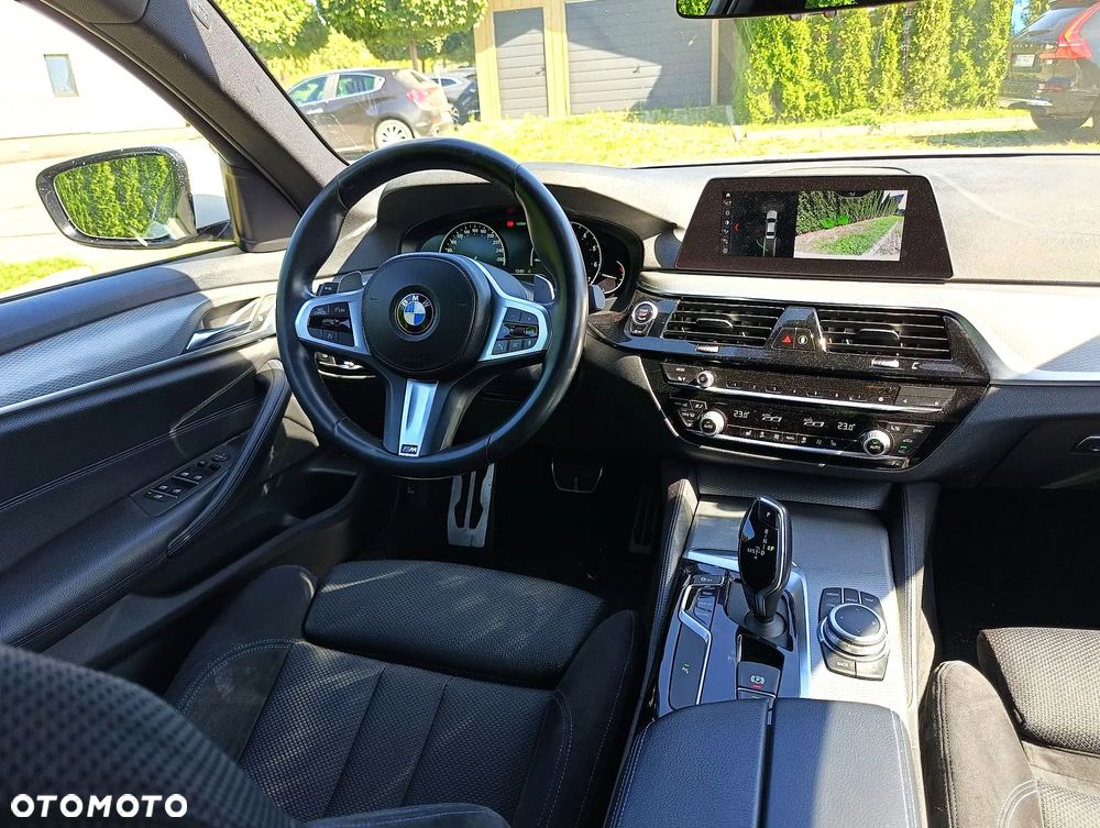 BMW Seria 5 530i GPF xDrive M Sport sport - 18