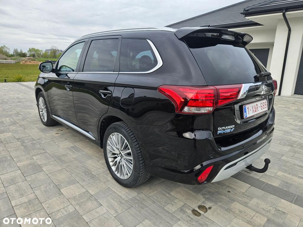 Mitsubishi Outlander 2.4 4WD Plus - 6