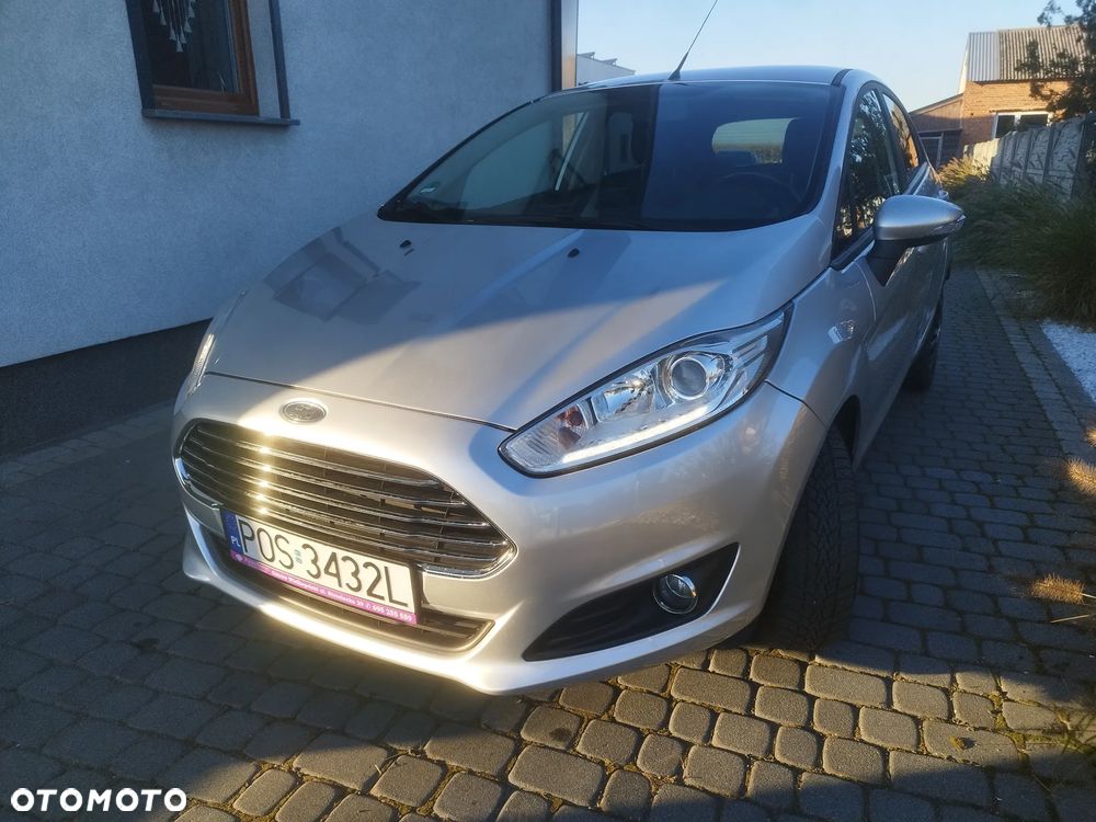 Ford Fiesta - 22