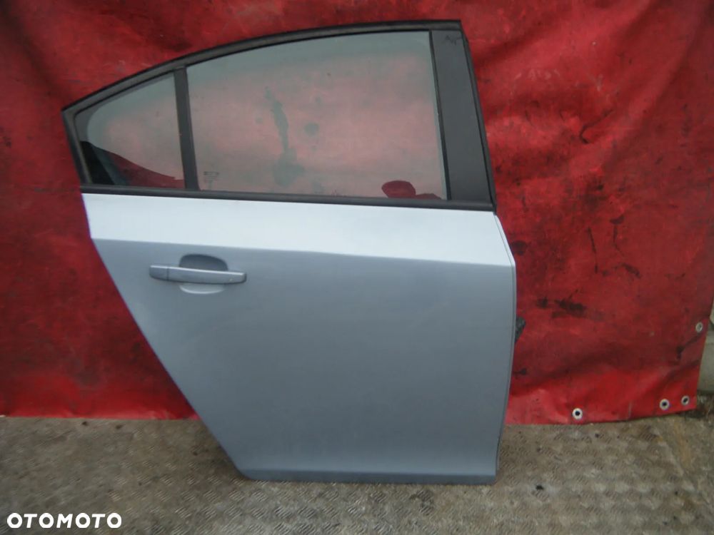 CHEWROLET CRUZE DRZWI TYŁ PRAWE TYLNE SEDAN  =RADOM