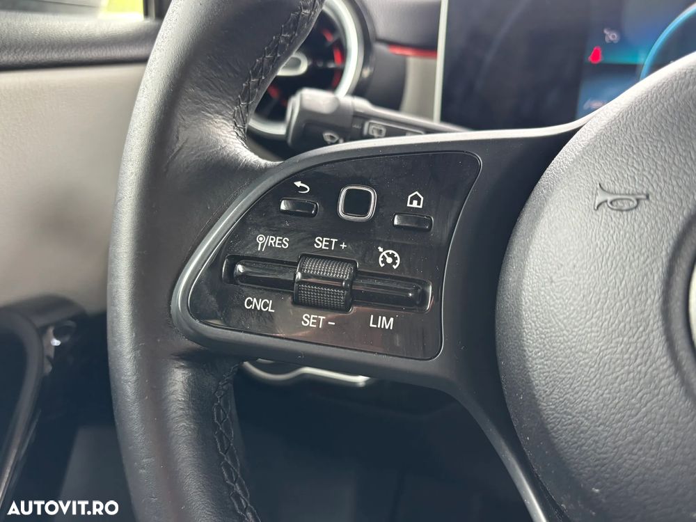 Mercedes-Benz A 180 d 7G-DCT - 23