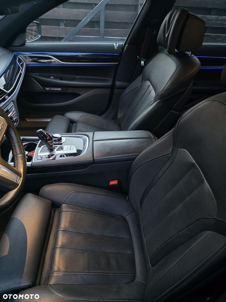 BMW Seria 7 730d xDrive - 17