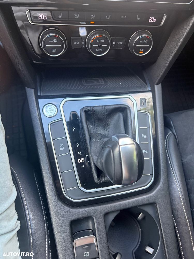 VOLKSWAGEN Passat 2019 — imagine 36