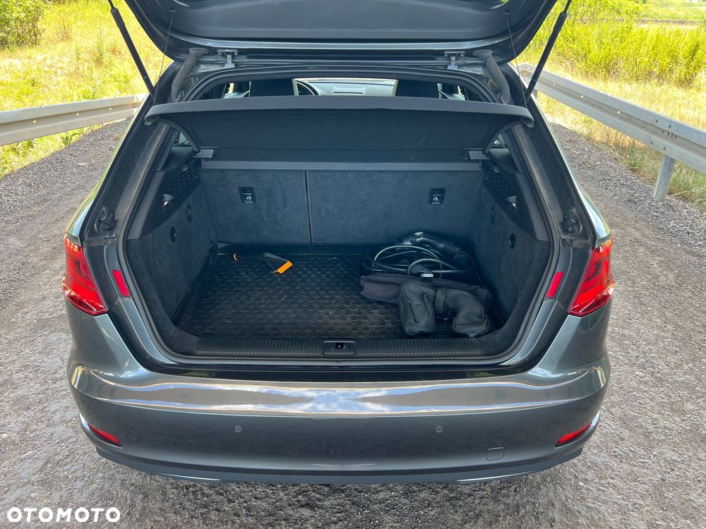 Audi A3 Sportback 1.4 TFSI e-tron S line Sportpaket - 26