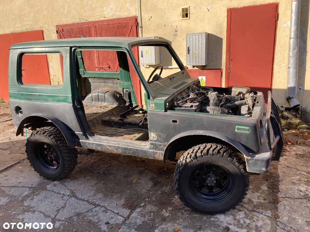 Suzuki Samurai - 3