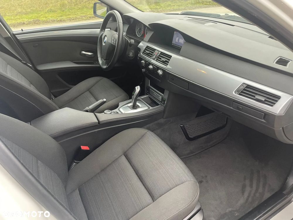 BMW Seria 5 520d - 18