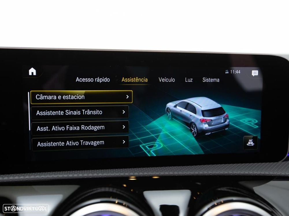 Mercedes-Benz A 250 7G-DCT AMG Line - 31