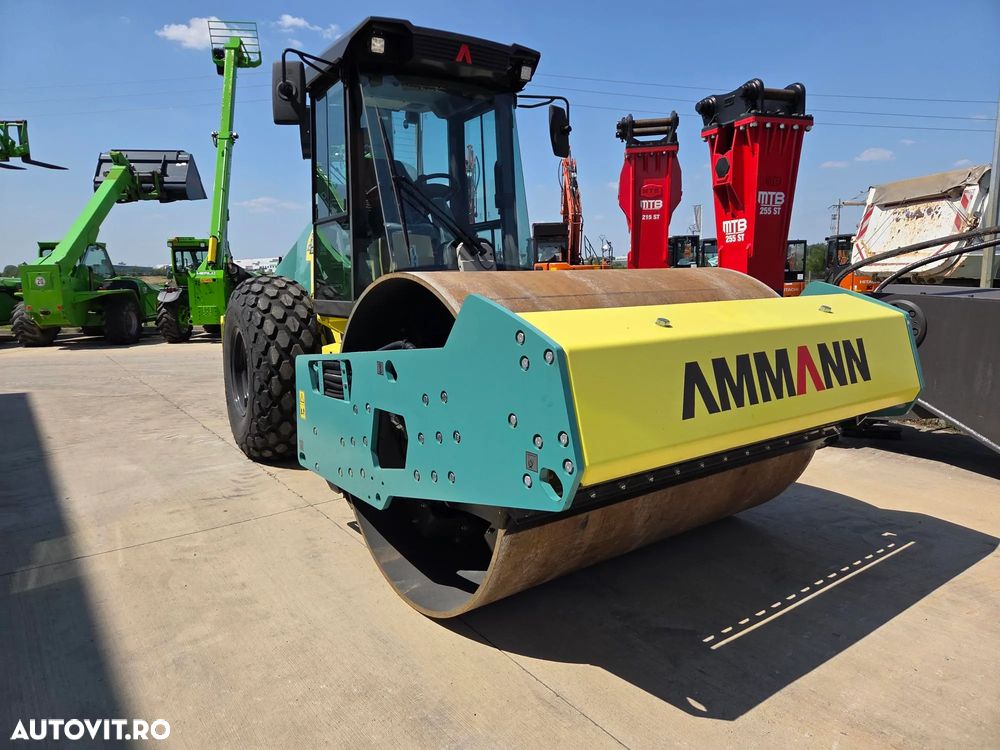 Ammann ARS110, 14,7tone, 25ore-NEFOLOSIT, latime rola 2,1m, motor Deutz 135CP, Declaratie CE, produs in GERMANIA, garantie 1 an, Aer cond, Antifurt, lung 5,9m, FULL OPTION, posibilitate leasing 4 ani, PROMOTIE 84.900 EUR+Tva - 1