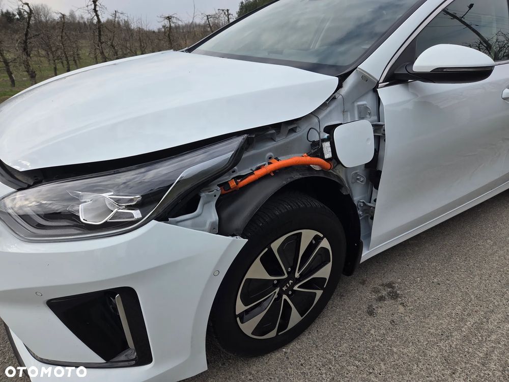 Kia Ceed 1.6 GDI PHEV L DCT - 8
