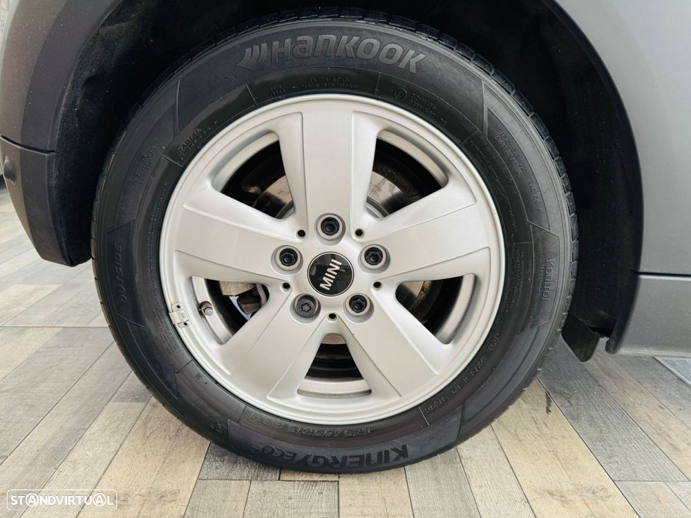 MINI 3 Portas One - 17