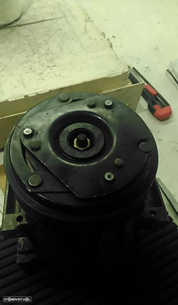 Compressor Ar Condicionado Renault Laguna I Grandtour (K56_) - 4