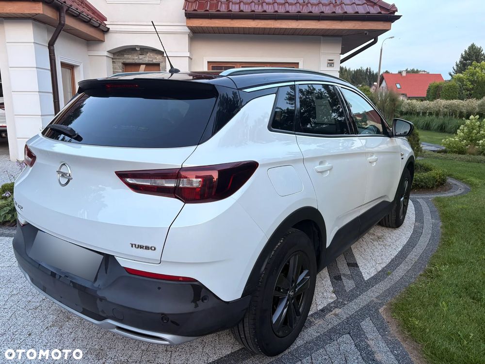 Opel Grandland X 1.2 T GPF Edition S&S - 5