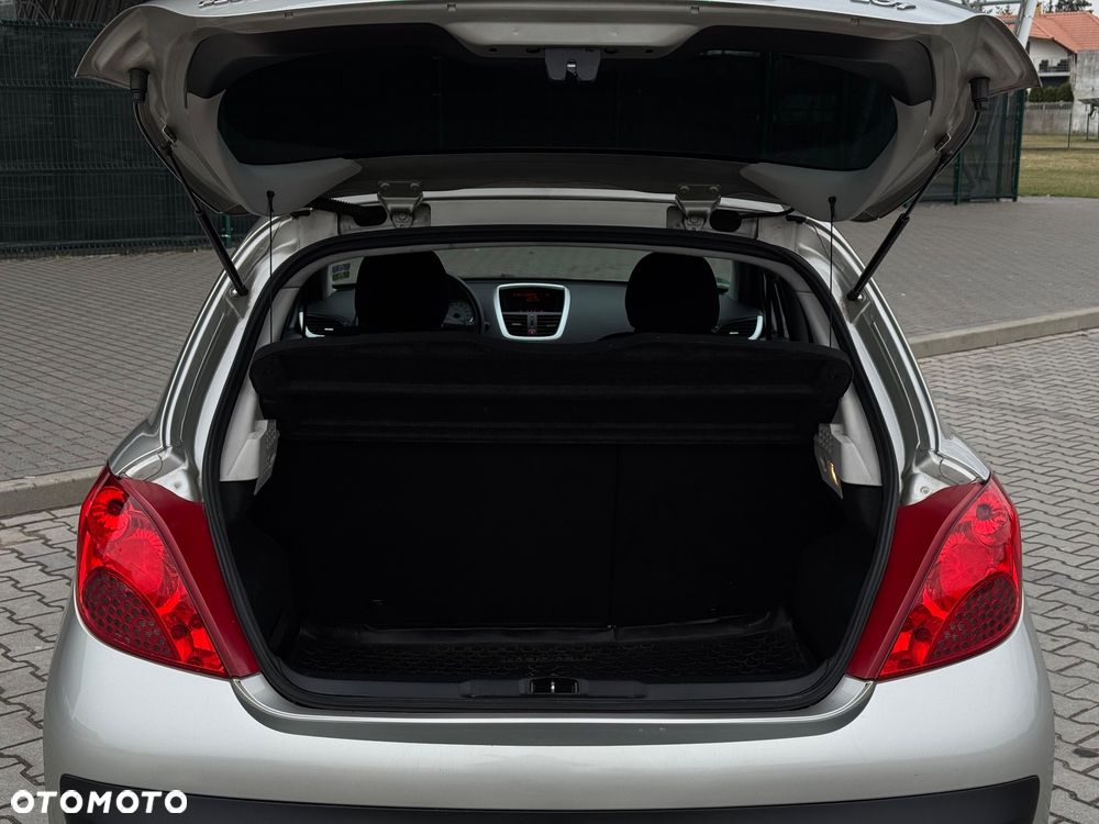 Peugeot 207 95 VTi Premium - 32