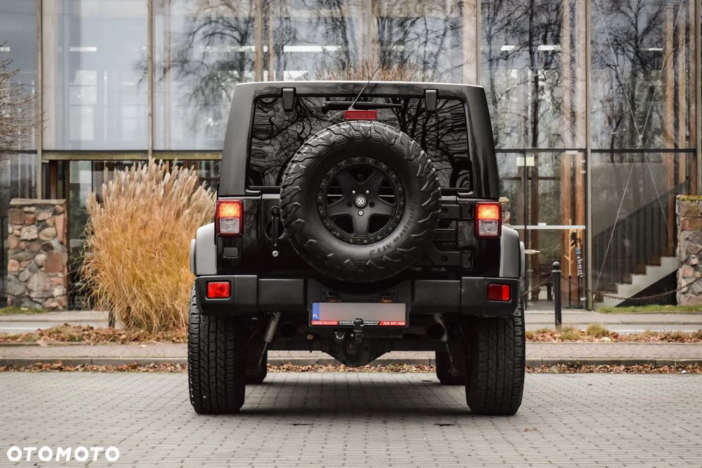 Jeep Wrangler 3.6 Unlim Sahara - 14