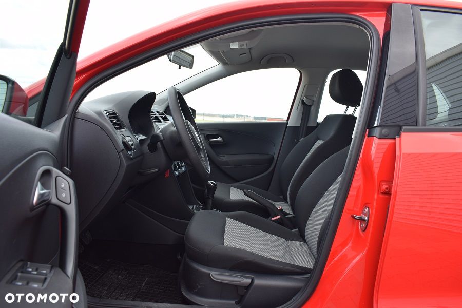 Volkswagen Polo - 7